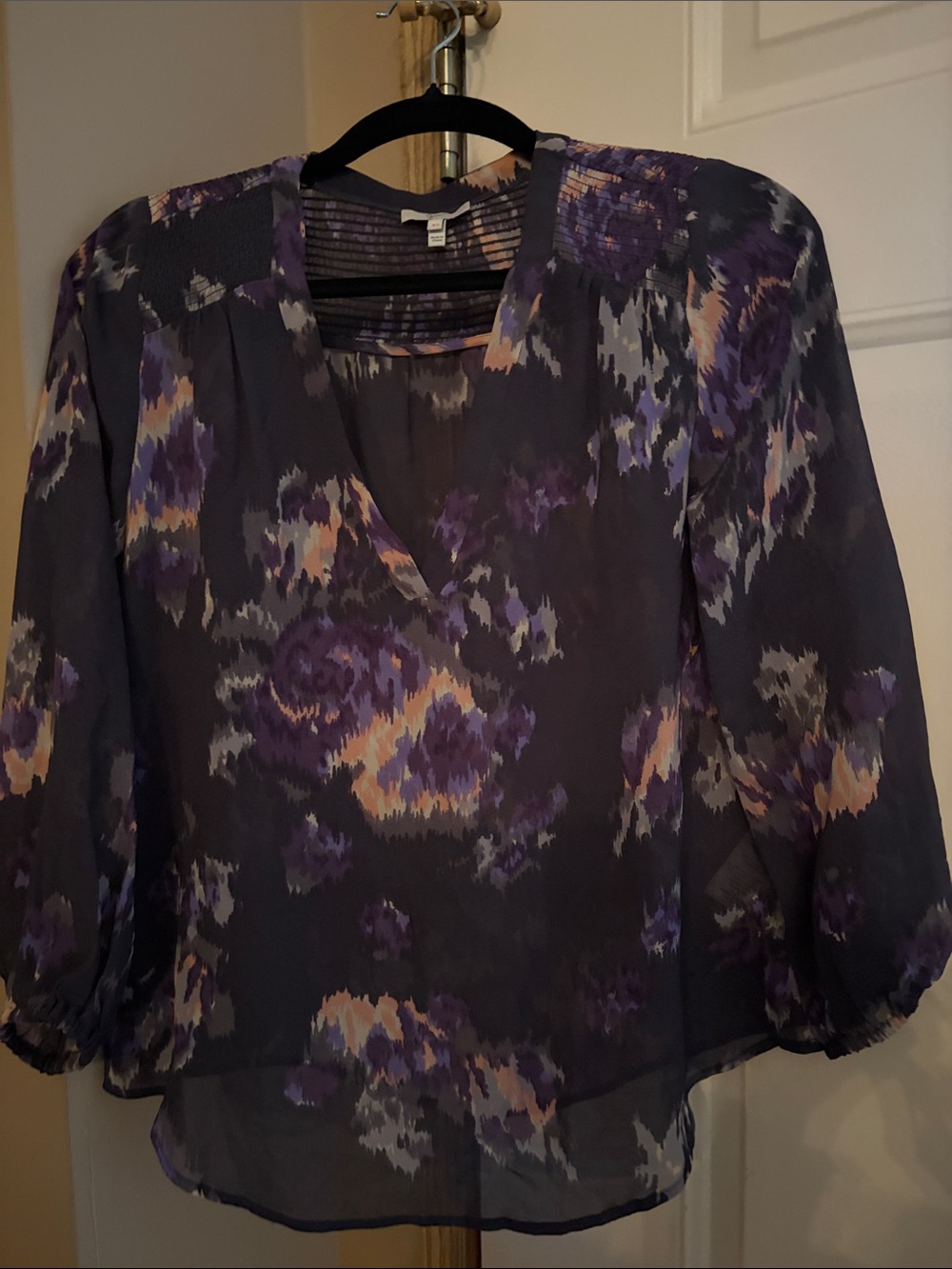 JOIE Sheer Floral V-Neck Blouse in Purple SIZE XS - can fit xs to s - 100% silk